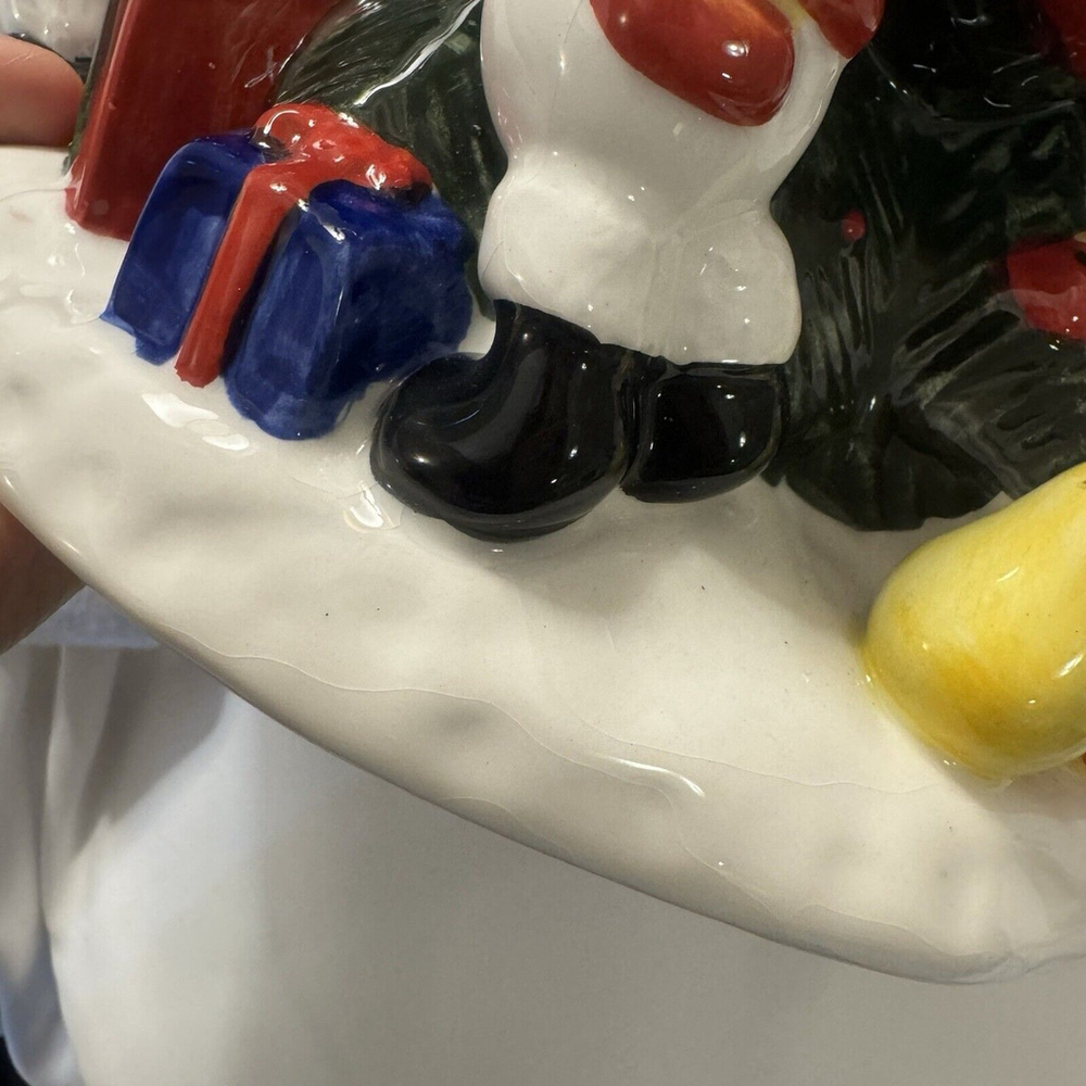 Vintage 13.5” Christmas tree Ceramic cookie jar w/snowmen presents birdhouses - Picture 16 of 16
